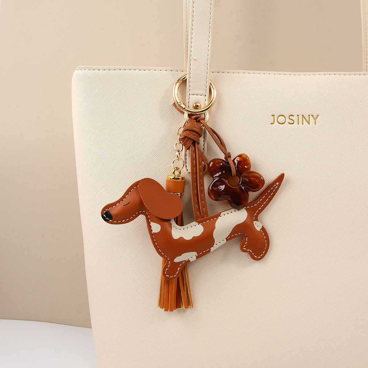 Dachshund Dog Keychain | Bag Charm (2 colors)
